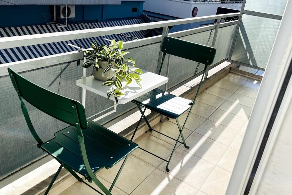 Cybele Apt Downtown Apartment Volos Exterior photo